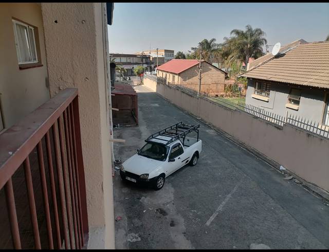 2,206M² APARTMENT BLOCK FOR SALE IN BIRCHLEIGH